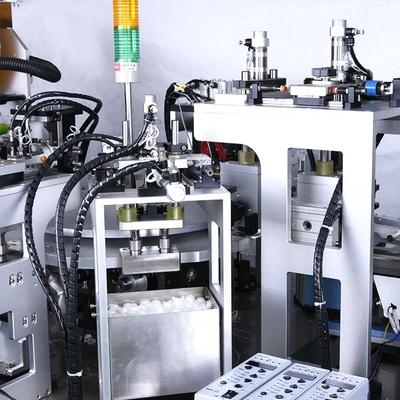 ZXの高速注入セットの生産ライン使い捨て可能な注入セットの生産ライン注入の管の生産ライン